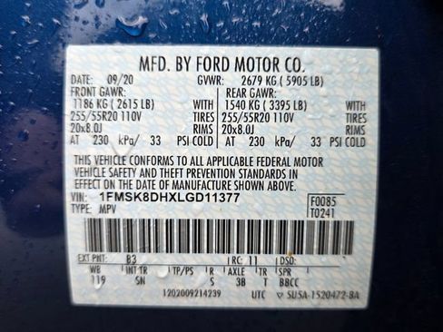 Used 2020 Ford Explorer XLT w/ Equipment Group 202A AWD/4WD image 3