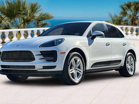Used 2020 Porsche Macan image 8