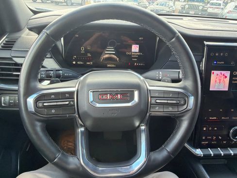 Used 2024 GMC Acadia Elevation image 33