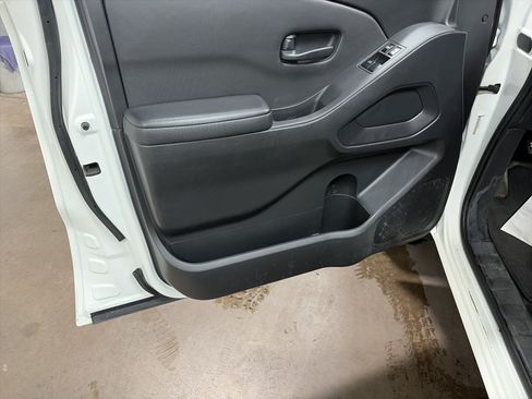 Used 2024 Nissan Frontier S w/ S Utility Package AWD/4WD image 10