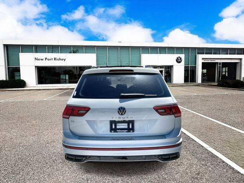 Used 2023 Volkswagen Tiguan SE R-Line image 5