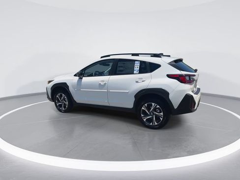 Used 2026 Subaru Crosstrek 2.5i Premium AWD/4WD image 6