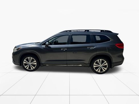 Used 2019 Subaru Ascent Touring w/ Popular Package #2 AWD/4WD image 4