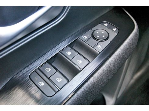 New 2026 Nissan Kicks SV image 21