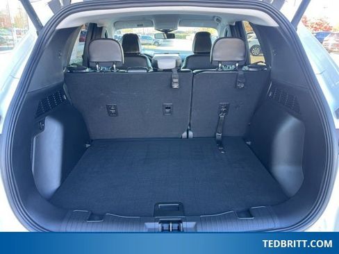 Certified 2024 Ford Escape Platinum w/ Premium Technology Package image 12