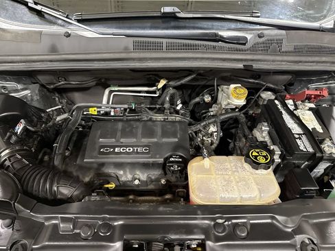 Used 2019 Chevrolet Trax LS FWD image 24