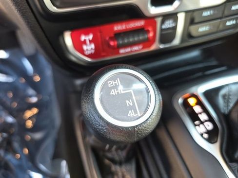 Used 2026 Jeep Wrangler Unlimited Sport AWD/4WD image 8