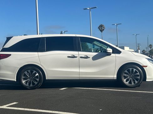 Used 2024 Honda Odyssey EX-L image 7