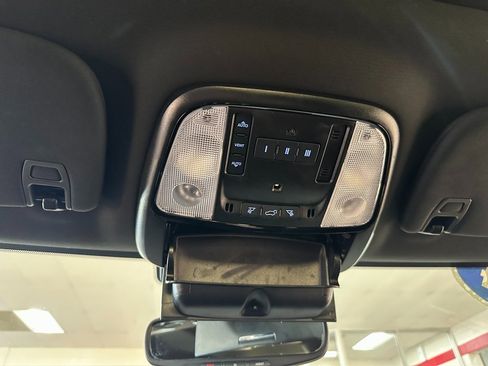 Certified 2024 Dodge Durango GT image 37