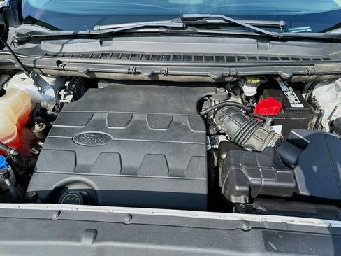 Used 2018 Ford Edge SEL w/ Equipment Group 201A image 33