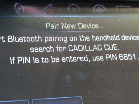 Used 2017 Cadillac XT5 Premium Luxury w/ Driver Assist Package image 15