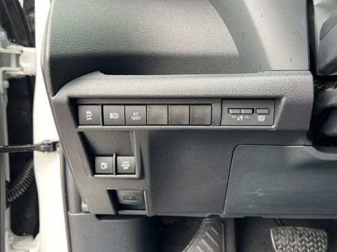 New 2026 Toyota Sienna XLE Woodland Edition image 16