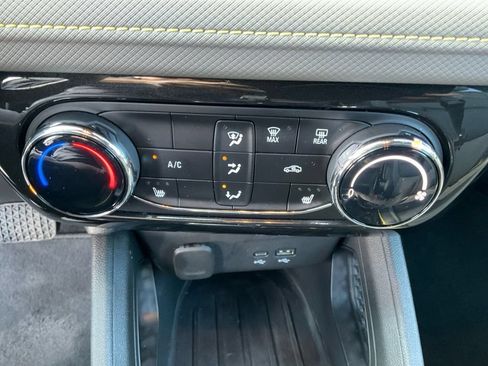 Used 2024 Chevrolet TrailBlazer ACTIV FWD image 21