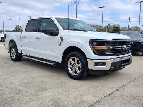 Used 2025 Ford F150 XLT w/ Equipment Group 301A Standard image 14