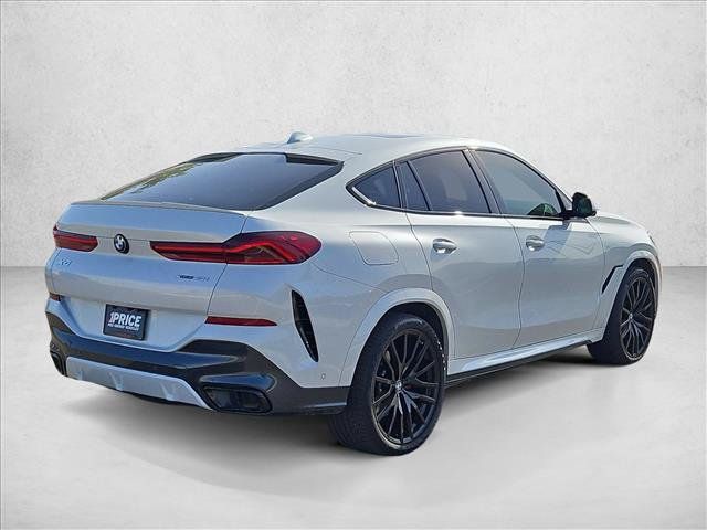 Used 2022 BMW X6 xDrive40i w/ Executive Package AWD/4WD image 5