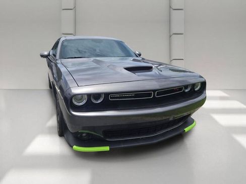 Used 2019 Dodge Challenger R/T RWD image 3