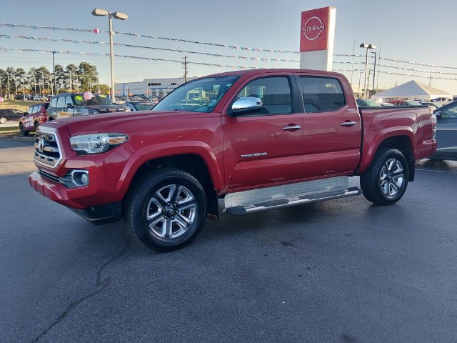 Used 2016 Toyota Tacoma Limited w/ Towing Package RWD image 7