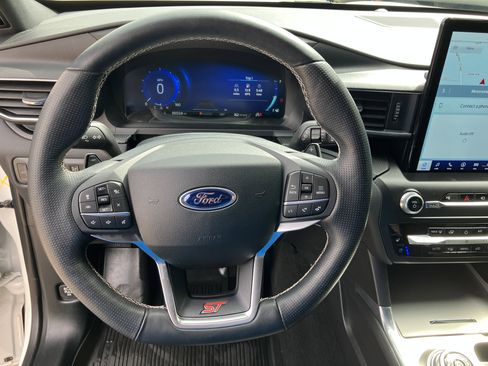 Used 2020 Ford Explorer ST w/ Premium Technology Package AWD/4WD image 10