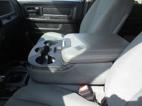 Used 2015 RAM 2500 Tradesman w/ Chrome Appearance Group image 21