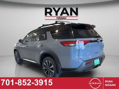 New 2026 Nissan Pathfinder Platinum