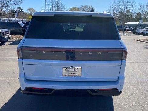 New 2026 Lincoln Navigator L Black Label AWD/4WD image 29