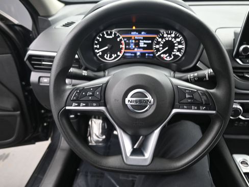 Used 2021 Nissan Altima 2.5 SV image 17