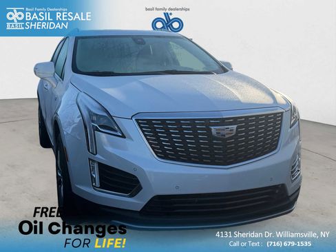 Used 2022 Cadillac XT5 Premium Luxury AWD/4WD image 1
