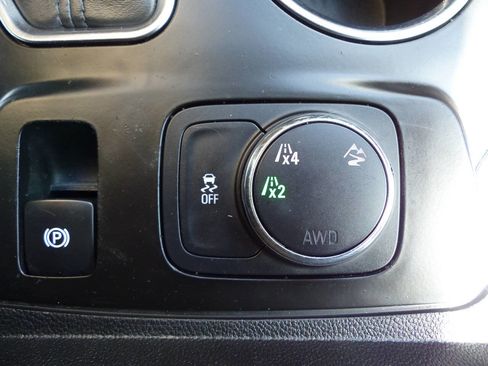 Used 2020 Chevrolet Traverse LT AWD/4WD image 64