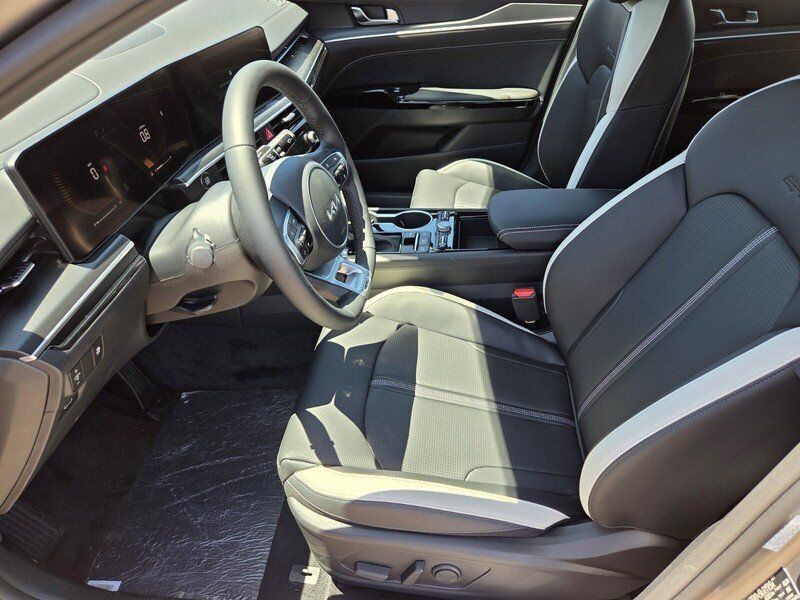 New 2026 Kia K5 GT-Line FWD image 6