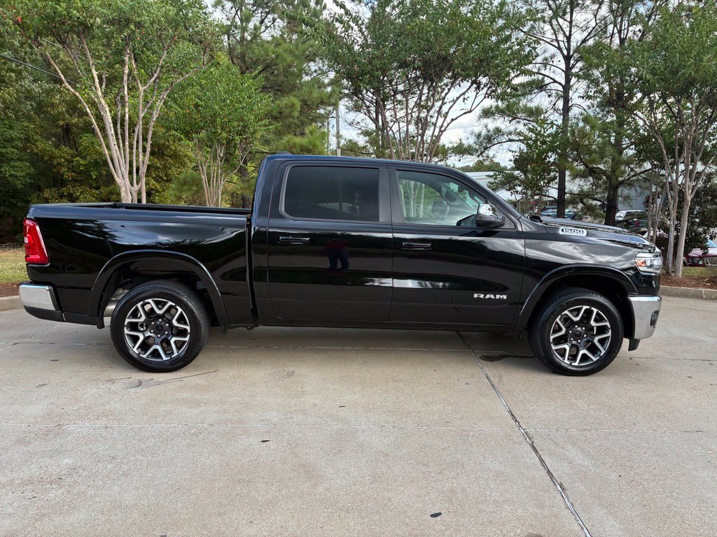 Used 2026 RAM 1500 Laramie AWD/4WD image 9