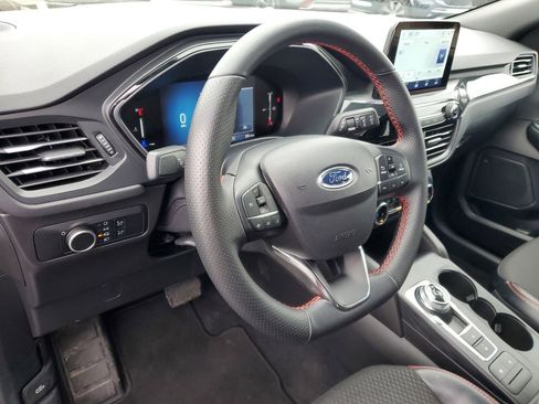 Used 2025 Ford Escape ST-Line image 11