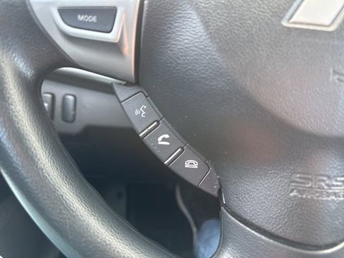 Used 2015 Mitsubishi Lancer ES image 22