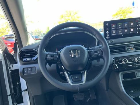 New 2026 Honda Pilot Elite image 13