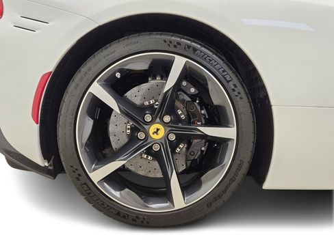 Used 2023 Ferrari SF90 Spider AWD/4WD image 7