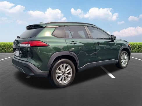 Certified 2022 Toyota Corolla Cross LE FWD image 6