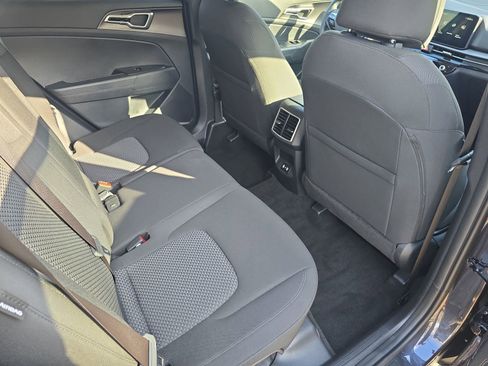 New 2026 Kia Sportage LX image 12