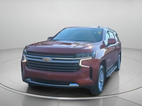 Used 2021 Chevrolet Suburban LT RWD image 10