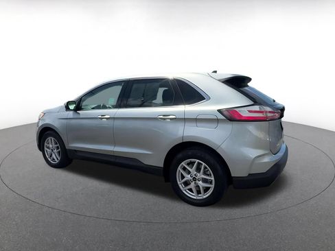 Used 2024 Ford Edge SEL AWD/4WD image 10