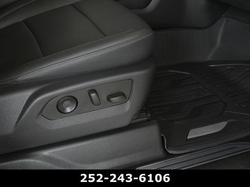 Used 2024 GMC Sierra 1500 SLT w/ SLT Premium Package AWD/4WD image 33