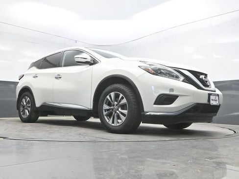 Used 2018 Nissan Murano S AWD/4WD image 33