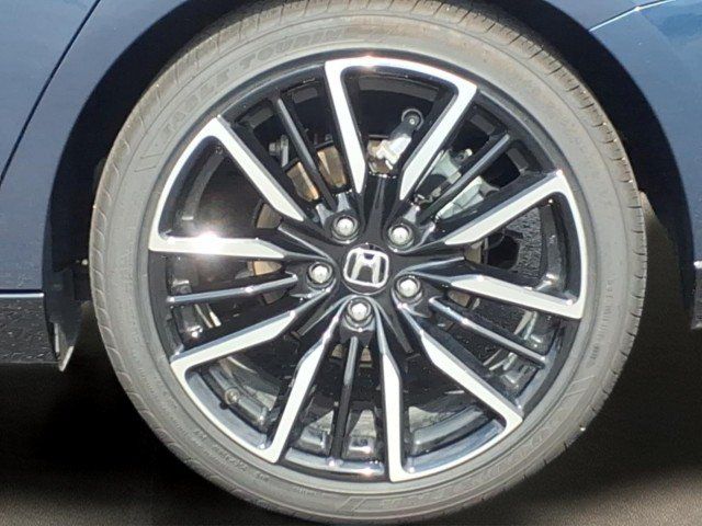 Used 2026 Honda Accord Touring image 9