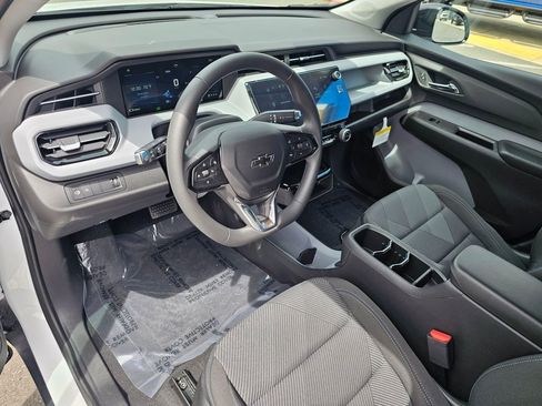 New 2027 Chevrolet Bolt LT FWD image 19