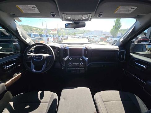 Used 2022 GMC Sierra 1500 Elevation AWD/4WD image 16
