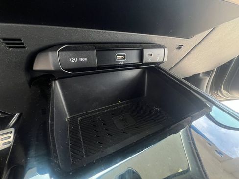 Used 2023 Kia Niro Wave w/ Wave Preserve Package FWD image 19