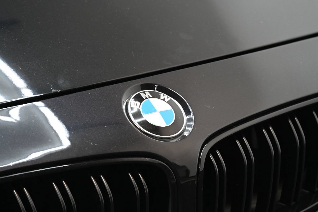 Used 2016 BMW M3 w/ Executive Package RWD image 10