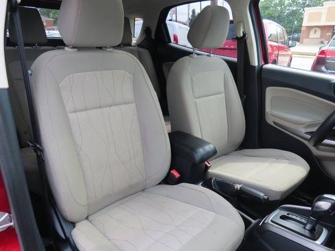 Used 2019 Ford EcoSport SE FWD image 42