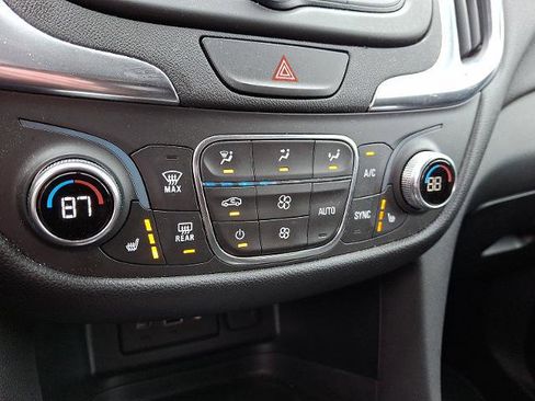 Certified 2019 Chevrolet Equinox LT image 15