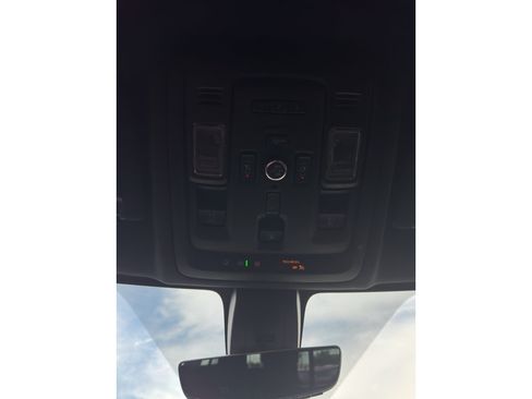 Used 2021 Chevrolet Tahoe High Country AWD/4WD image 39