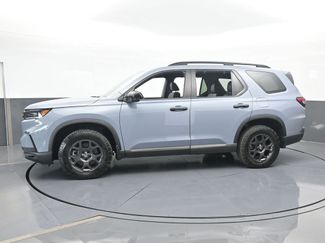 Used 2023 Honda Pilot TrailSport video 2