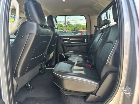 Used 2024 RAM 2500 Laramie w/ Safety Group AWD/4WD image 32